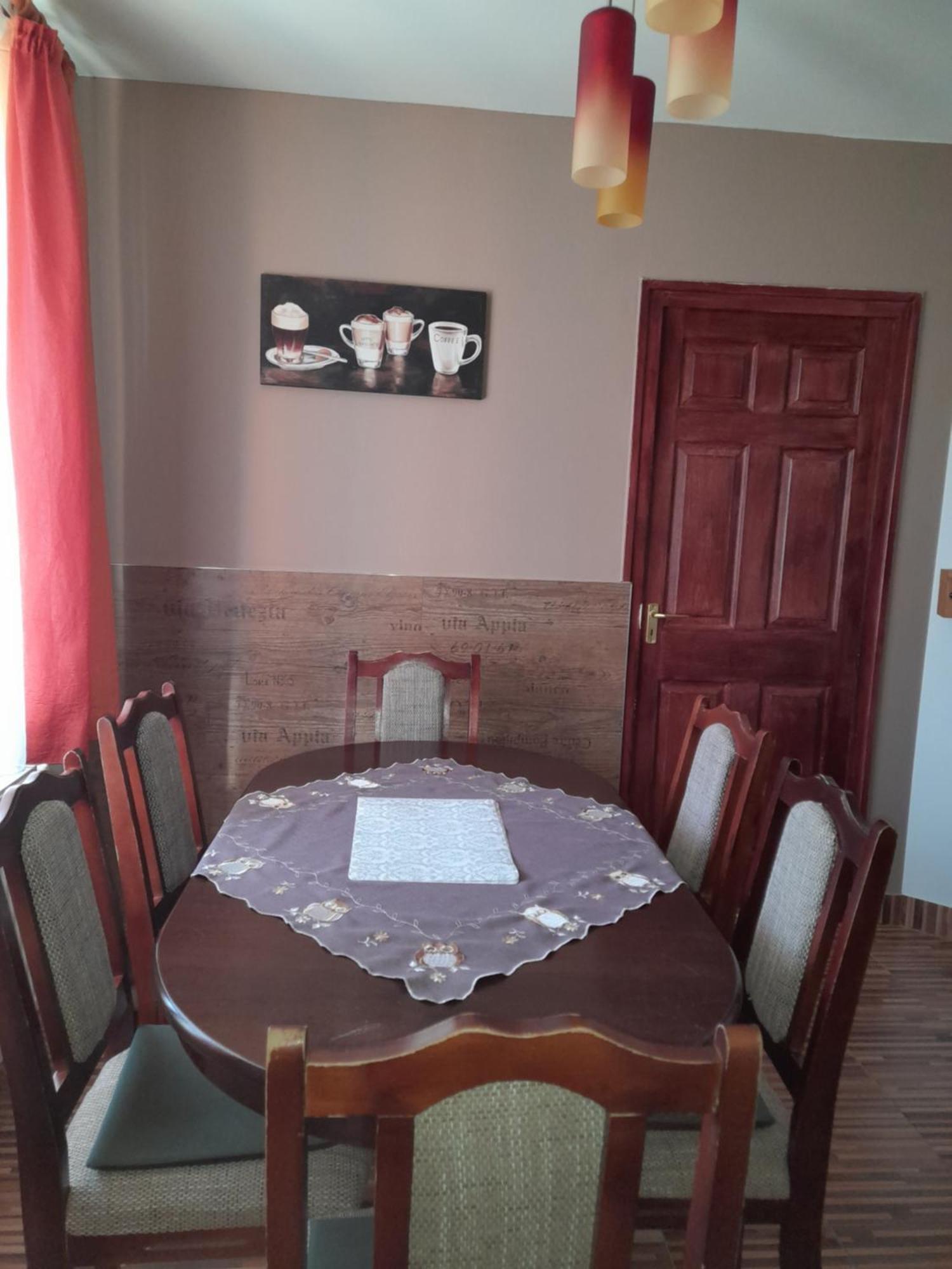 Vadrozsa Vendeghaz-Apartman Демьен Экстерьер фото